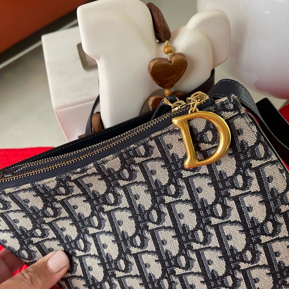 💯Authentic Christian Dior Triple Zip Crossbody Bag - Picture 4 of 10